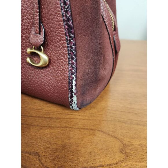 Coach Kristy Burgundy Shoulder Bag With Exotic Embossed Snake Trim. See pictures - Picture 3 of 16